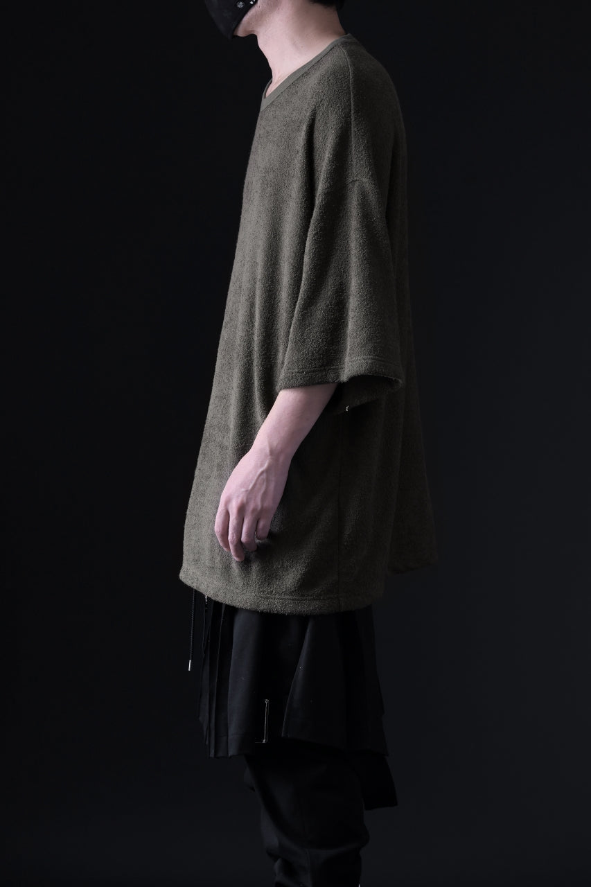 画像をギャラリービューアに読み込む, DEFORMATER.® OVER SIZED TOPS / DOUBLE SIDED SOFT PILE (KHAKI)