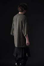 画像をギャラリービューアに読み込む, DEFORMATER.® OVER SIZED TOPS / DOUBLE SIDED SOFT PILE (KHAKI)