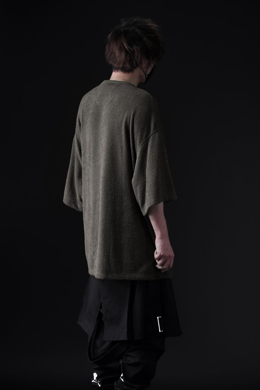 画像をギャラリービューアに読み込む, DEFORMATER.® OVER SIZED TOPS / DOUBLE SIDED SOFT PILE (KHAKI)