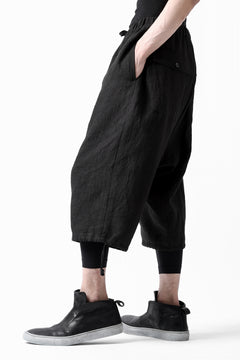 Load image into Gallery viewer, ISAMU KATAYAMA BACKLASH EASY SHORTS / SOFT LINEN (BLACK)