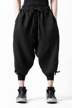 Load image into Gallery viewer, ISAMU KATAYAMA BACKLASH EASY SHORTS / SOFT LINEN (BLACK)