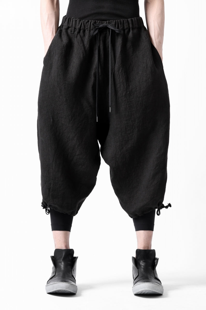 Load image into Gallery viewer, ISAMU KATAYAMA BACKLASH EASY SHORTS / SOFT LINEN (BLACK)