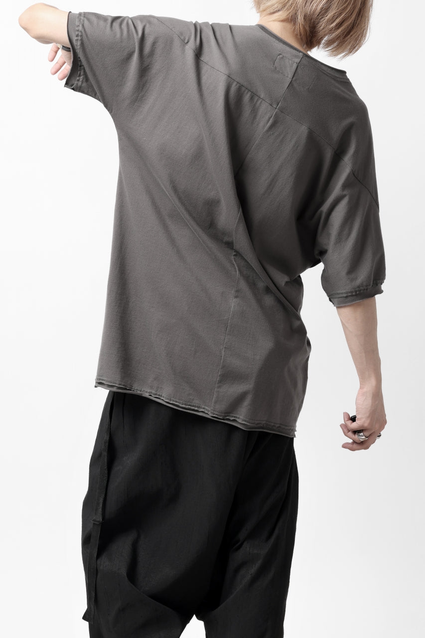 画像をギャラリービューアに読み込む, Hannibal. Hidden Button Placket T-Shirt / adrian 111. (STONE)