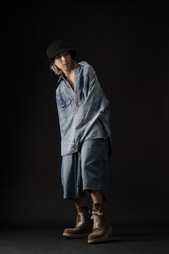 Load image into Gallery viewer, mastermind WORLD LIGHT OZ SELVEDGE DENIM SHIRT / SPECIAL WATER REPELLENT (INDIGO)