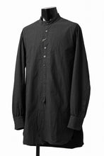 画像をギャラリービューアに読み込む, KLASICA BAND COLLAR FINE STITCHED SHIRT / HAND DYED COTTON-LINEN (BLACK)