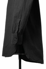 画像をギャラリービューアに読み込む, KLASICA BAND COLLAR FINE STITCHED SHIRT / HAND DYED COTTON-LINEN (BLACK)