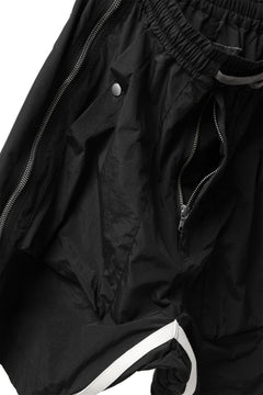画像をギャラリービューアに読み込む, A.F ARTEFACT -INLINE- SIDE FASTNER SHORTS (BLACK)