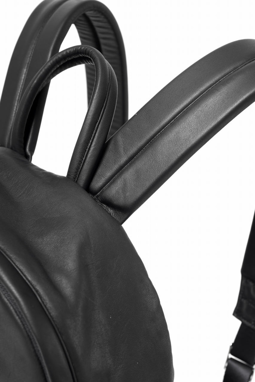 Load image into Gallery viewer, ISAMU KATAYAMA BACKLASH DRAWSTRING BACKPACK / MONOCHROME LUXURY STEER (BLACK)