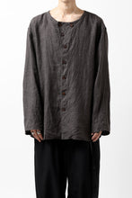 画像をギャラリービューアに読み込む, YUTA MATSUOKA exclusive round neck shirt / brushed linen canvas (brown)