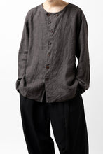画像をギャラリービューアに読み込む, YUTA MATSUOKA exclusive round neck shirt / brushed linen canvas (brown)
