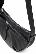 Load image into Gallery viewer, ISAMU KATAYAMA BACKLASH NEW "BANANA" SHOULDER BAG / GUIDI CALF