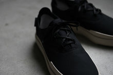 画像をギャラリービューアに読み込む, Y-3 Yohji Yamamoto AJATU COURT FORMAL SNEAKERS (BLACK/BLACK/CLEARBROWN)