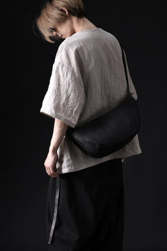 Load image into Gallery viewer, ISAMU KATAYAMA BACKLASH NEW "BANANA" SHOULDER BAG / GUIDI CALF