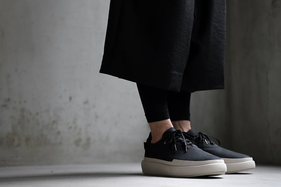 画像をギャラリービューアに読み込む, Y-3 Yohji Yamamoto AJATU COURT FORMAL SNEAKERS (BLACK/BLACK/CLEARBROWN)