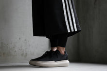 画像をギャラリービューアに読み込む, Y-3 Yohji Yamamoto AJATU COURT FORMAL SNEAKERS (BLACK/BLACK/CLEARBROWN)