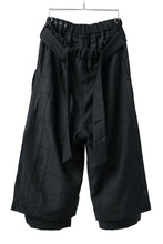 Load image into Gallery viewer, KLASICA VENT LAYERED FOLKLORE TROUSERS / BLACK BACK VENETIAN (BLACK STITCH)