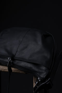Load image into Gallery viewer, ISAMU KATAYAMA BACKLASH NEW "BANANA" SHOULDER BAG / GUIDI CALF