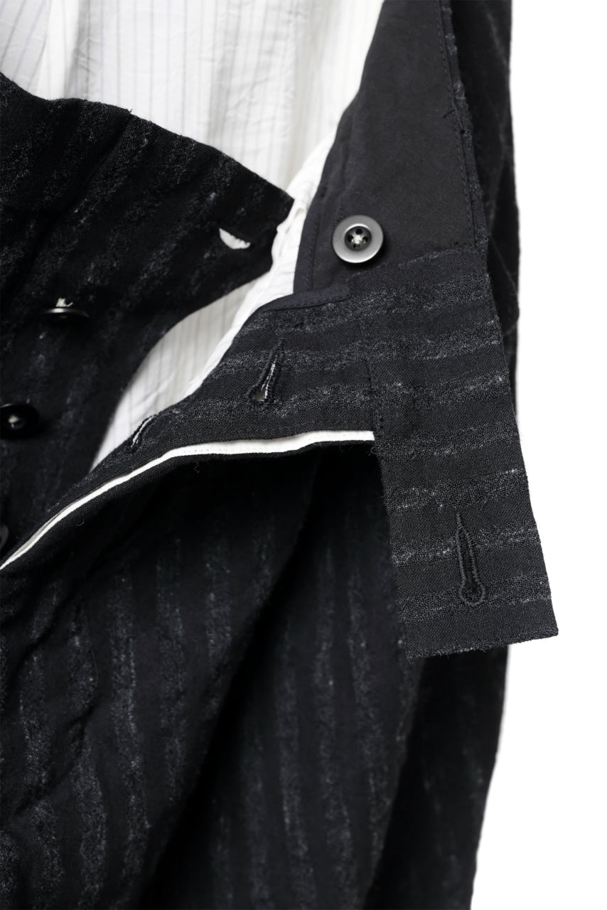 画像をギャラリービューアに読み込む, KLASICA GOSSE TWO TUCKED TROUSERS / LIGHT WEIGHT BLUR STRIPES (INK BLACK)