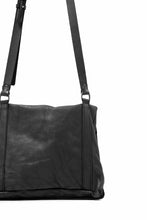 画像をギャラリービューアに読み込む, PAL OFFNER CROSS BODY BAG / CALF LEATHER (BLACK)