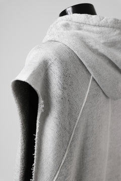 画像をギャラリービューアに読み込む, thomkrom SPLAY DYED SLEEVELESS HOODIE TOPS  / FRENCH TERRY ORGANIC (OFF WHITE)