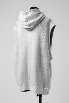 画像をギャラリービューアに読み込む, thomkrom SPLAY DYED SLEEVELESS HOODIE TOPS  / FRENCH TERRY ORGANIC (OFF WHITE)