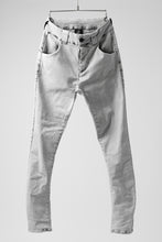 画像をギャラリービューアに読み込む, thomkrom ACID BLEACH SCAR STITCH SLIM TROUSERS / STRETCH TENCEL DENIM (LIGHT GREY)