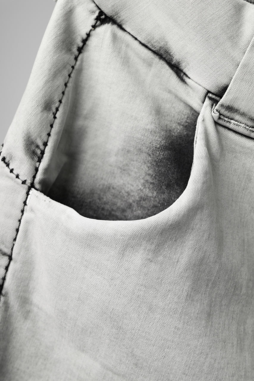 画像をギャラリービューアに読み込む, thomkrom ACID BLEACH SCAR STITCH SLIM TROUSERS / STRETCH TENCEL DENIM (LIGHT GREY)