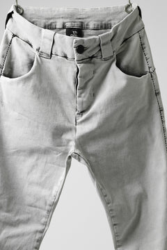 画像をギャラリービューアに読み込む, thomkrom ACID BLEACH SCAR STITCH SLIM TROUSERS / STRETCH TENCEL DENIM (LIGHT GREY)