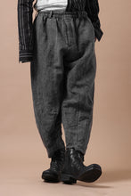 画像をギャラリービューアに読み込む, YUTA MATSUOKA exclusive easy darts pants / high-density linen jp paper (bincho ink black)