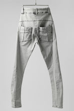 画像をギャラリービューアに読み込む, thomkrom ACID BLEACH SCAR STITCH SLIM TROUSERS / STRETCH TENCEL DENIM (LIGHT GREY)