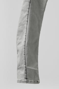 画像をギャラリービューアに読み込む, thomkrom ACID BLEACH SCAR STITCH SLIM TROUSERS / STRETCH TENCEL DENIM (LIGHT GREY)