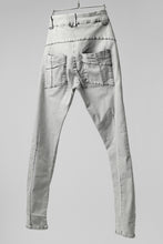 画像をギャラリービューアに読み込む, thomkrom ACID BLEACH SCAR STITCH SLIM TROUSERS / STRETCH TENCEL DENIM (LIGHT GREY)