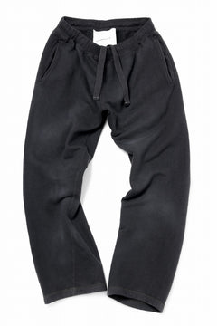画像をギャラリービューアに読み込む, DEFORMATER.® THREE PROCESSING SWEAT REGULAR PANT - DYED/BIO/FROST EFFECT (VINTAGE BLACK)