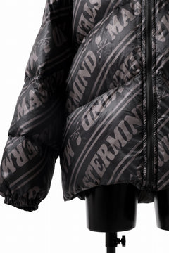 画像をギャラリービューアに読み込む, mastermind WORLD x Rocky Mountain Featherbed STAND DOWN JACKET (BLACK)