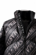 画像をギャラリービューアに読み込む, mastermind WORLD x Rocky Mountain Featherbed STAND DOWN JACKET (BLACK)