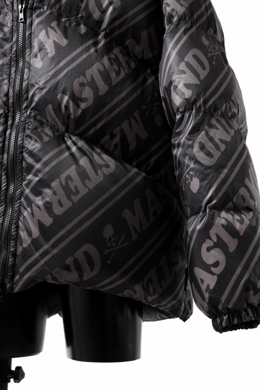 画像をギャラリービューアに読み込む, mastermind WORLD x Rocky Mountain Featherbed STAND DOWN JACKET (BLACK)
