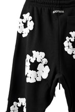 画像をギャラリービューアに読み込む, READYMADE x DENIM TEARS COTTON WREATH SWEAT FLARE PANTS (BLACK)