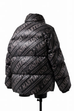 画像をギャラリービューアに読み込む, mastermind WORLD x Rocky Mountain Featherbed STAND DOWN JACKET (BLACK)