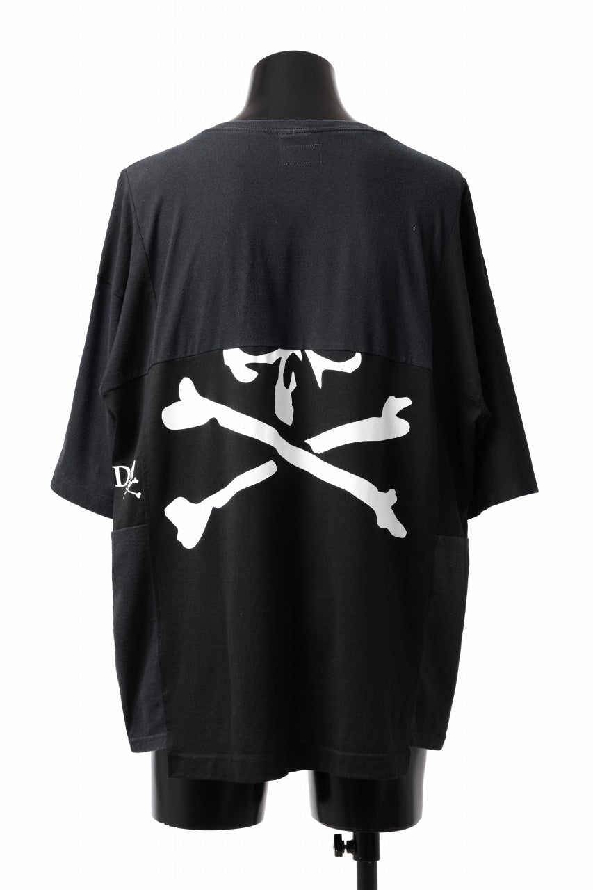 Load image into Gallery viewer, mastermind JAPAN x CHANGES exclusive SHORT SLEEVE TEE / REGULAR FIT (BLACK #NIRVANA-YELLOW)