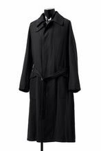 Load image into Gallery viewer, ISAMU KATAYAMA BACKLASH OVER COAT / GARMENT NATURAL DYED WOVEN + ELECTRIC HEATING LINER (SUMI)