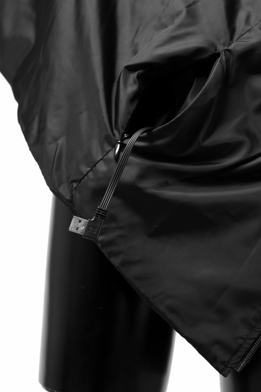 Load image into Gallery viewer, ISAMU KATAYAMA BACKLASH OVER COAT / GARMENT NATURAL DYED WOVEN + ELECTRIC HEATING LINER (LEAF)