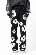 画像をギャラリービューアに読み込む, READYMADE x DENIM TEARS COTTON WREATH SWEAT FLARE PANTS (BLACK)