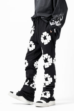 画像をギャラリービューアに読み込む, READYMADE x DENIM TEARS COTTON WREATH SWEAT FLARE PANTS (BLACK)