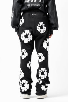 画像をギャラリービューアに読み込む, READYMADE x DENIM TEARS COTTON WREATH SWEAT FLARE PANTS (BLACK)