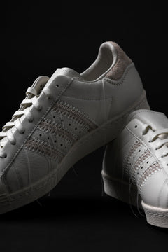 画像をギャラリービューアに読み込む, Y-3 Yohji Yamamoto SUPER STAR LOW SNEAKERS (OFF WHITE)