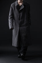 画像をギャラリービューアに読み込む, daub OFFICERS OVER COAT / VIRGIN WOOL + METALLIC FIBER (DARK GREY)