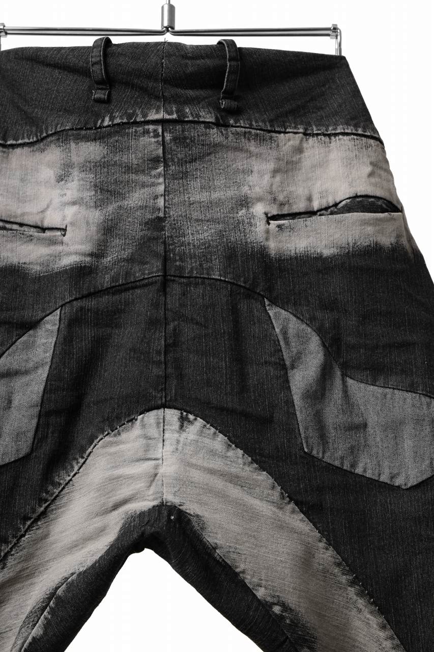 masnada BAGGY OBLIQUE POCKET JEANS / REPURPOSED STRETCH JEANS (CORRODED)