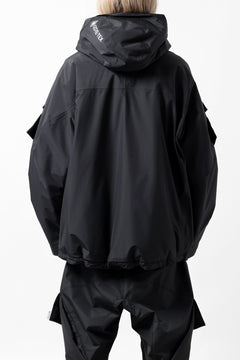 画像をギャラリービューアに読み込む, D-VEC x ALMOSTBLACK HOODED JACKET / GORE-TEX PRODUCT 2L PRIMALOFT SHELL (BLACK)