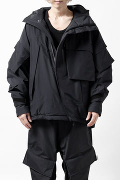 画像をギャラリービューアに読み込む, D-VEC x ALMOSTBLACK HOODED JACKET / GORE-TEX PRODUCT 2L PRIMALOFT SHELL (BLACK)