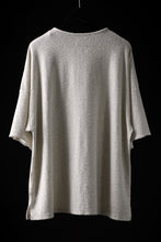 Load image into Gallery viewer, ISAMU KATAYAMA BACKLASH RANDOM PILE FABRIC SHORT SLEEVE CUT & SEWN (BEIGE)